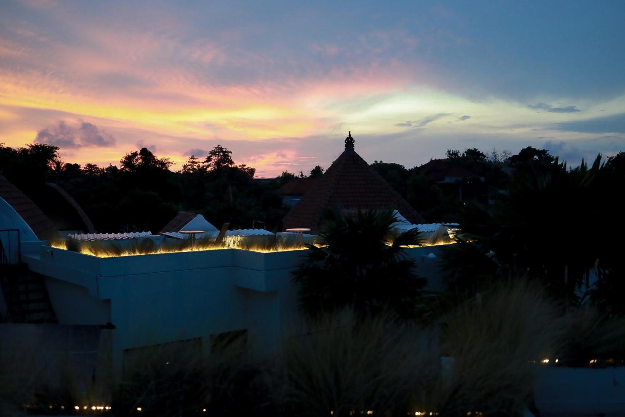 Kaya Uluwatu Exterior foto